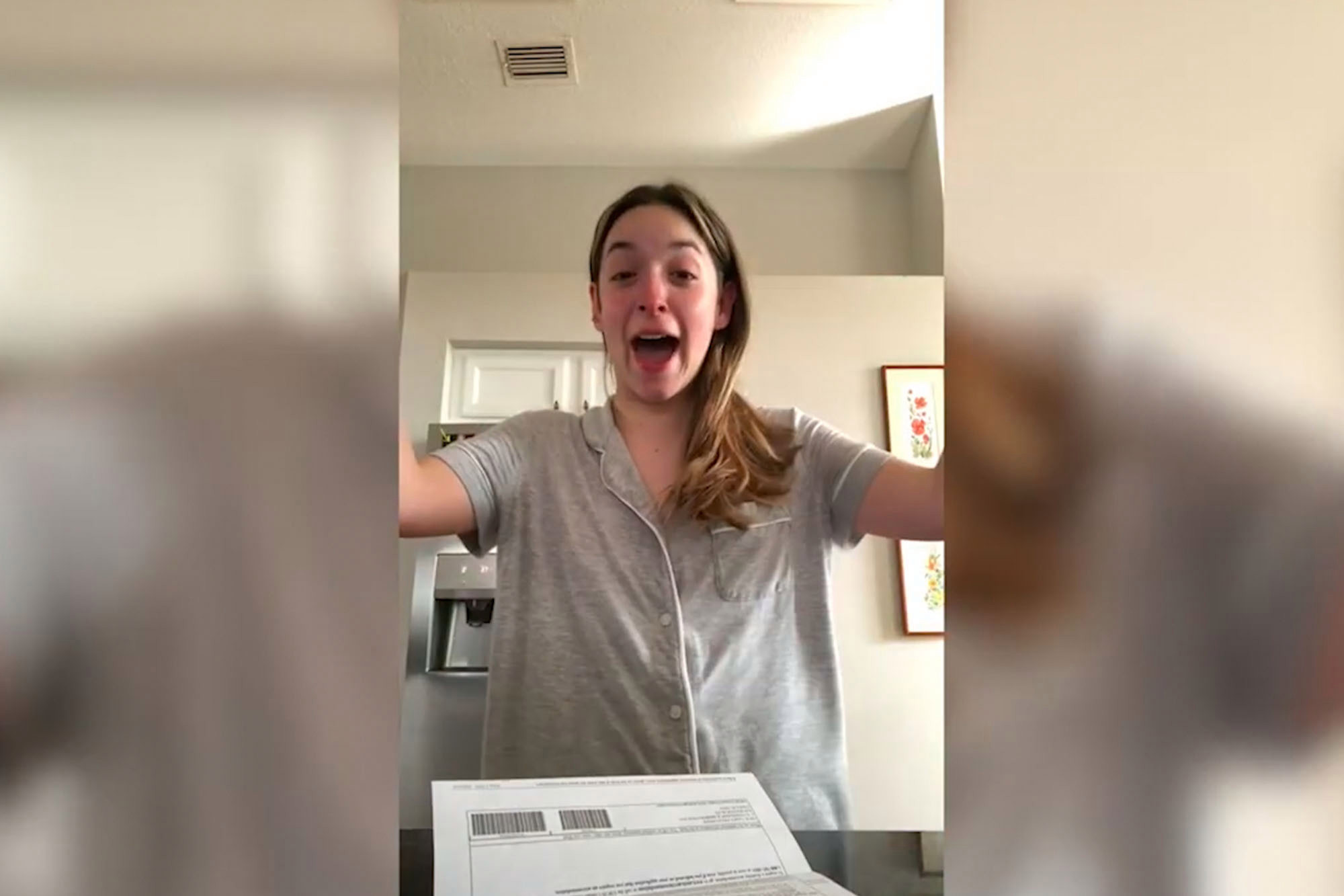 Woman Shares Emotional Reaction To Becoming A US Citizen WP IqYMj0now-trending